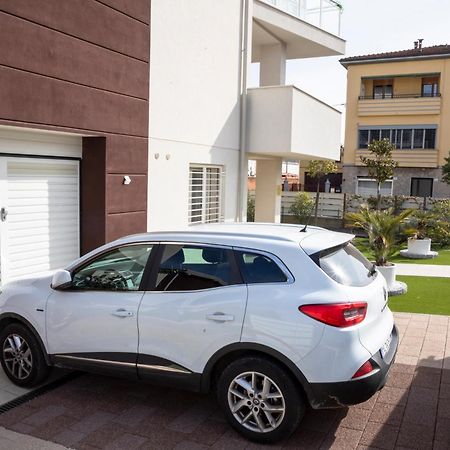Maisonette Modena Park Exterior photo
