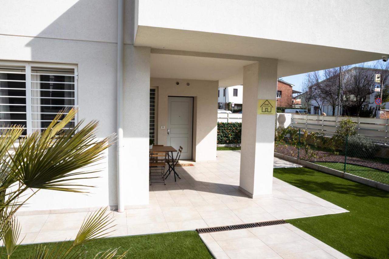 Maisonette Modena Park Exterior photo